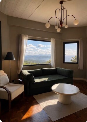Living area - Casa Alegre Spacious Home - Rooftop Tall View, Near Tourist Spots and Malls (Tagaytay City)