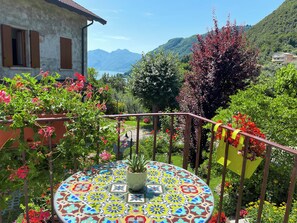 Unclassified image, 4 of 19, button - Vrbo Property (Bellagio)