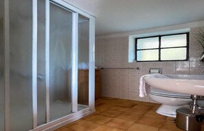 Unclassified image, 2 of 19, button - Vrbo Property (Bellagio)