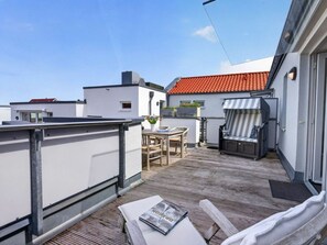 Outdoor dining - Holiday Apartment in Norderney With Wi-fi (Norderney)