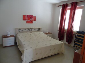 Room - VACATION HOME IN SOUTHERN SARDINIA (Carbonia)