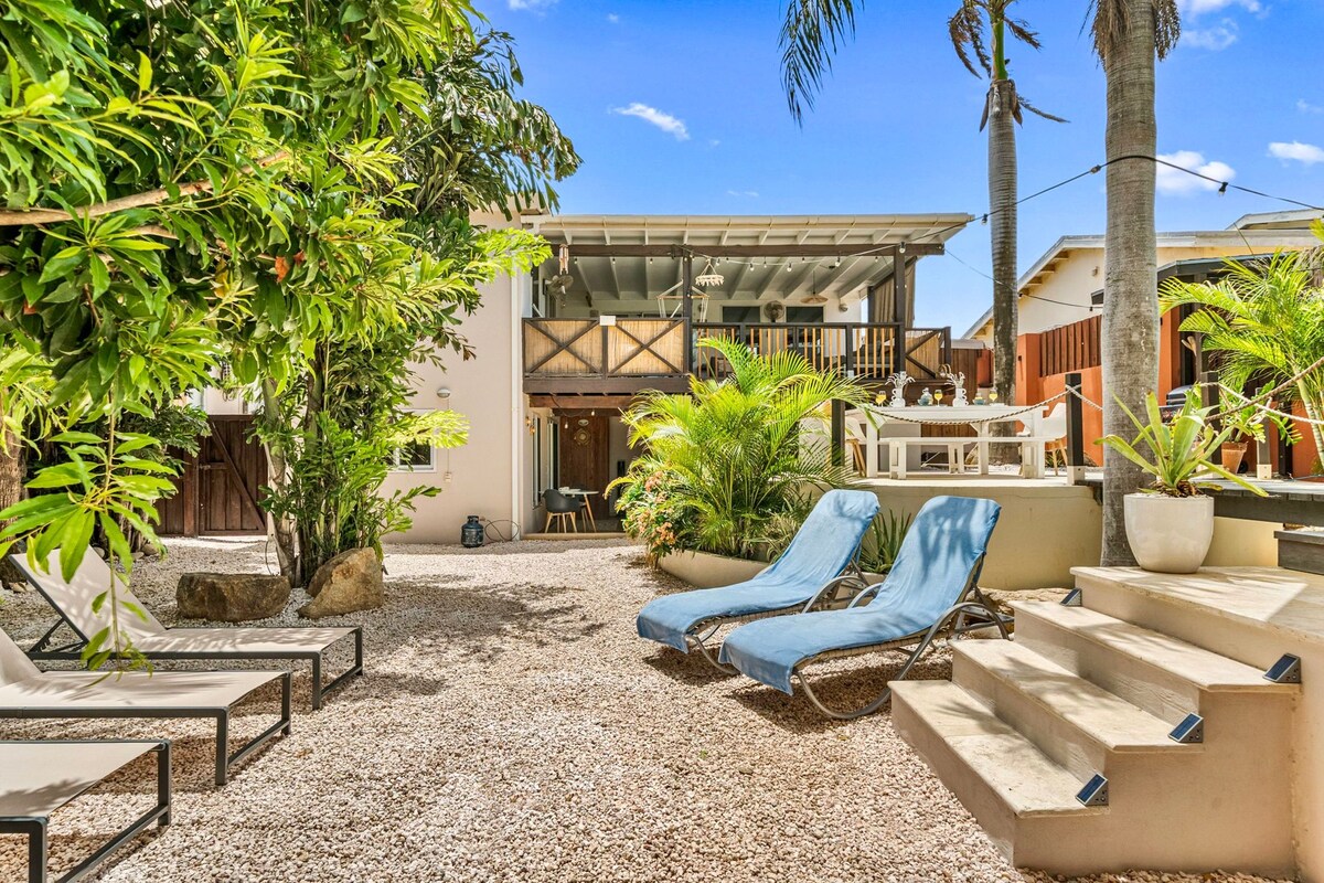 Ferienhaus, 3 Schlafzimmer, eigener Pool, Gartenblick | Terrasse/Patio