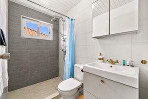 Unclassified image, 4 of 41, button - 3BR 3BA Home w/ Pool & Tropical Garden (Paradera)