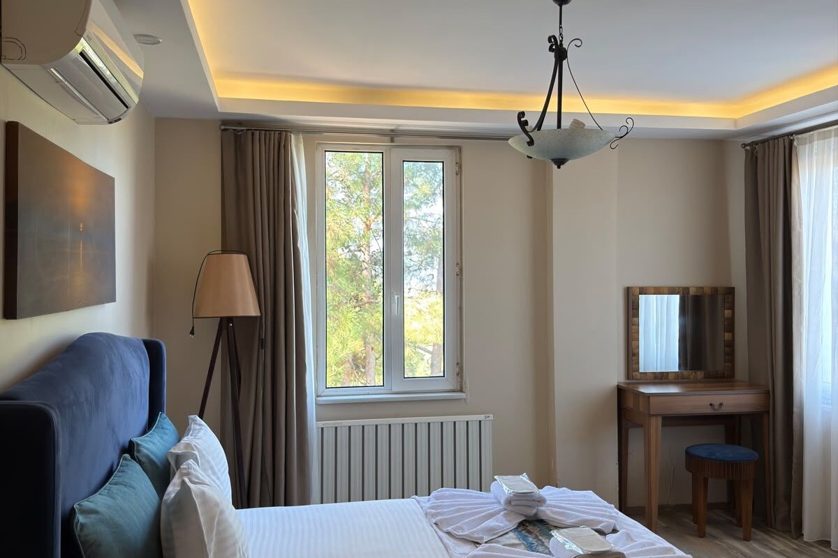 Standard Room, Lake View