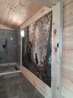 Unclassified image, 3 of 19, button - The Upper Room... Watch mountain sunsets from your bed! Accessibility festures. (Butler)