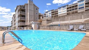 Unclassified image, 3 of 37, button - Lake Vibes! 3 Pools+Main Channel View-Endless Fun (Osage Beach)