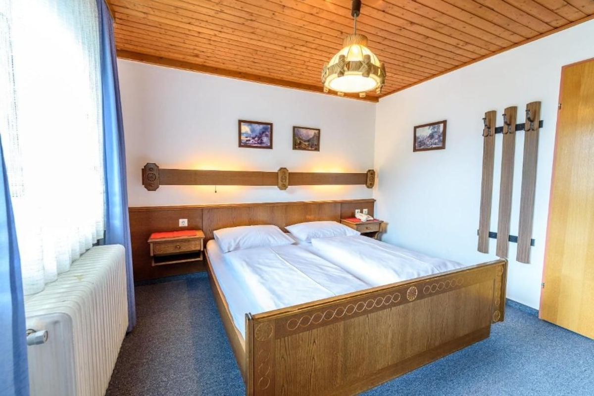 Standard Double Room | Living area
