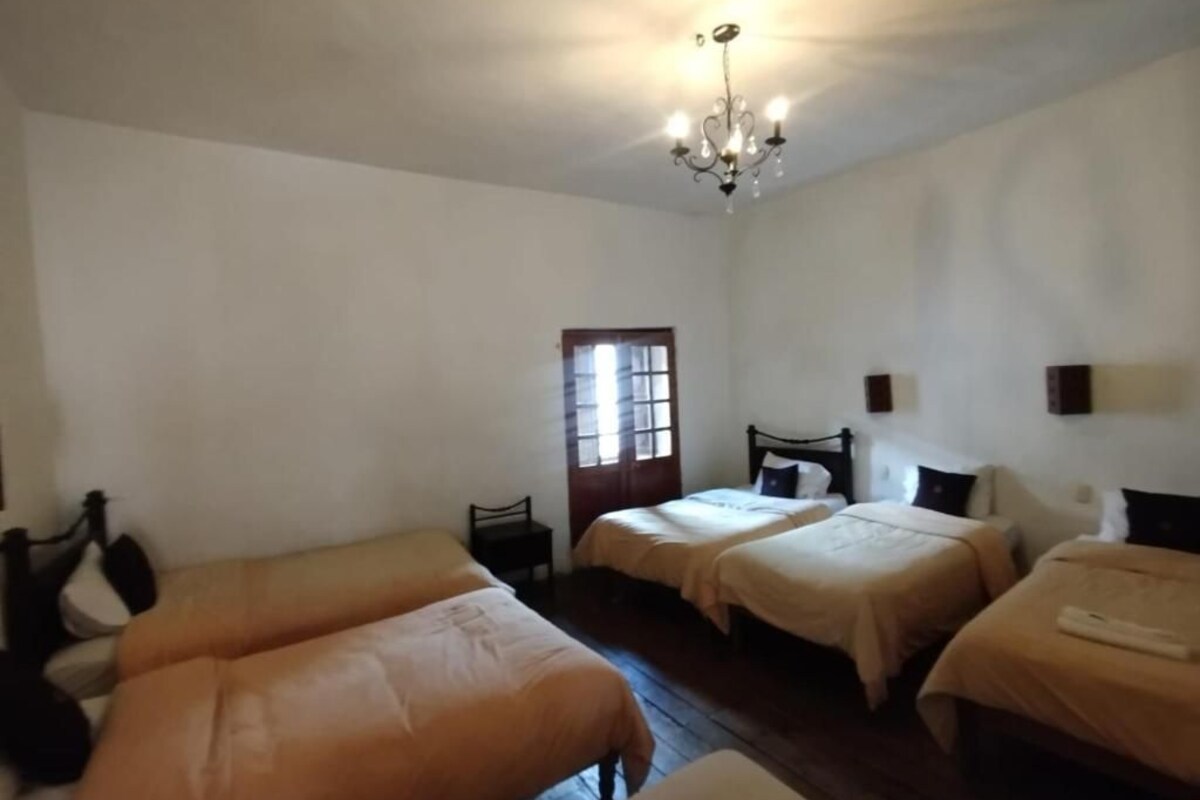 Quarto família | Wi-Fi de cortesia