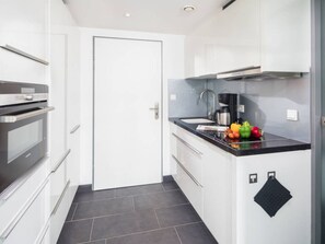 Private kitchen - Holiday Apartment in Norderney With Sauna (Norderney)