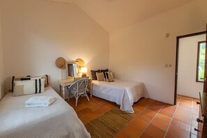 Unclassified image, 4 of 62, button - Sea Cliff Retreat Beach House (Rio Hato)