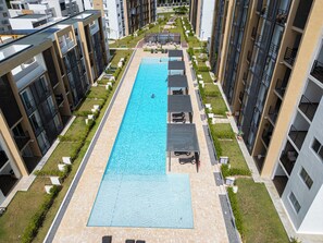 Pool - Beautiful 2-bedroom apartment with AC in vibrant Punta Cana (Punta Cana)