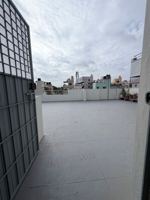 Property grounds - Nisarga 2F Studio (Bengaluru)