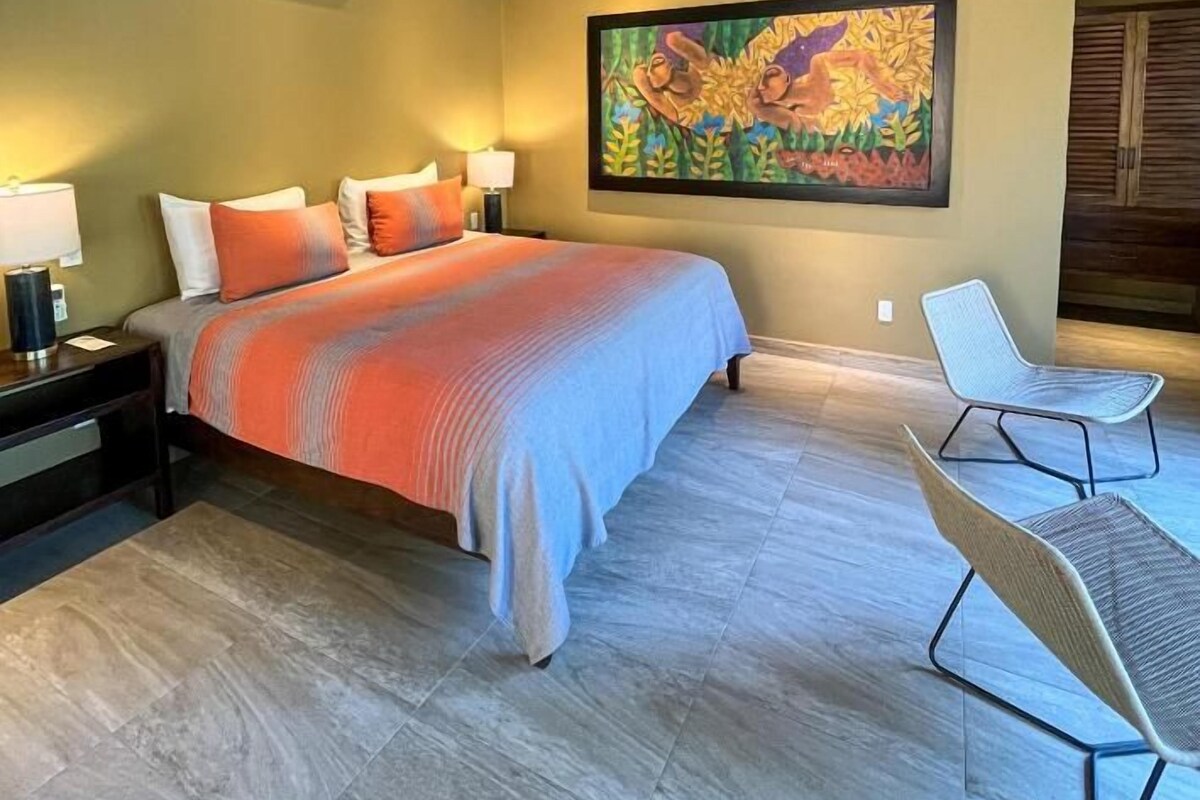 Apartment, 1 Katil Raja (King), Pool View | Peti besi dalam bilik, Wi-fi percuma 