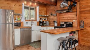 Unclassified image, 5 of 34, button - Cozy Mt Baker Cabin | Fireplace + Fenced Yard (Maple Falls)