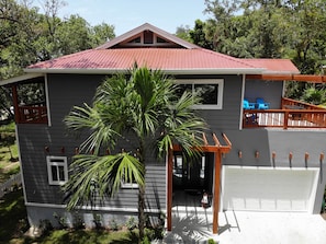 Photo 20240723 144814 - Blue Paradise House – Pool & Beach Access (Sandy Bay)