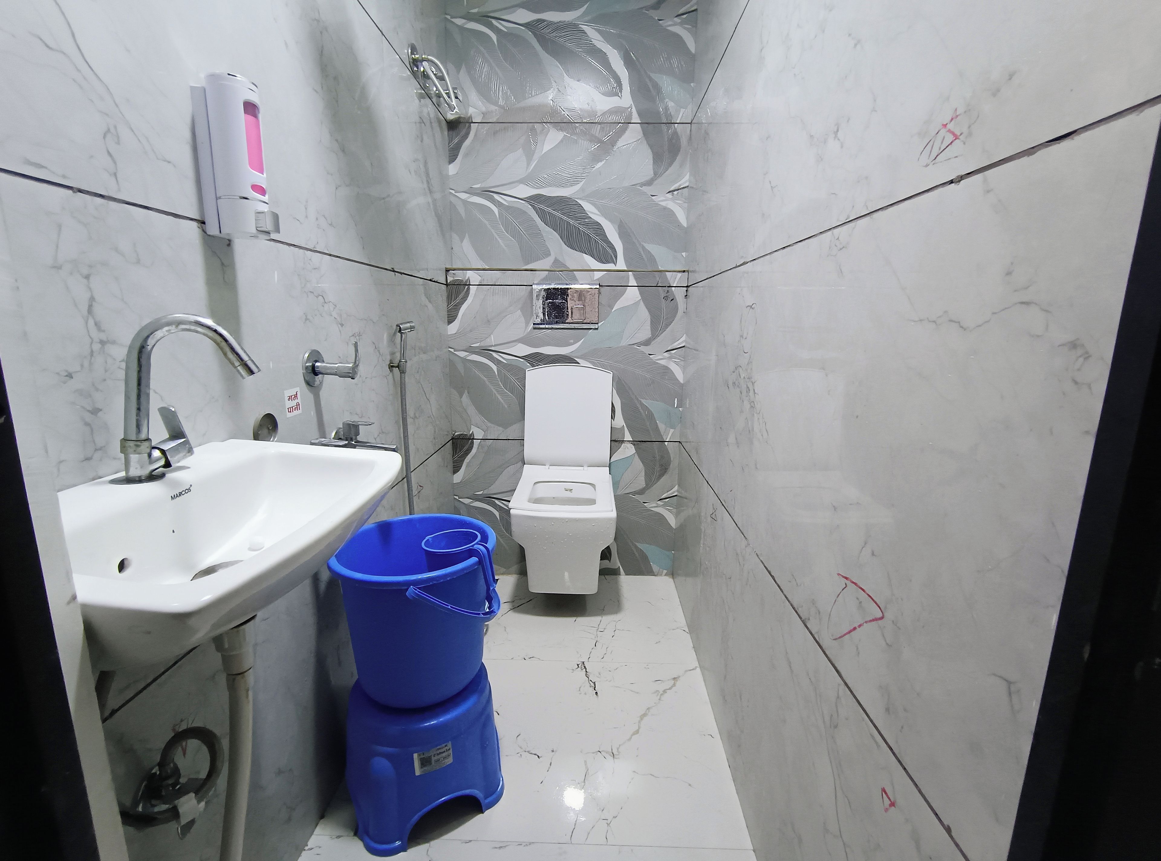 Free toiletries, soap, shampoo