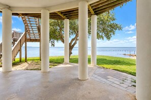 Unclassified image, 4 of 14, button - The Coastal Roundhouse (Ocean Springs)