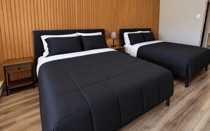 Unclassified image, 5 of 8, button - Room with 1 Queen Bed (ST PAMPHILE)