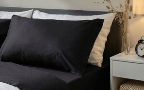 Unclassified image, 2 of 8, button - Room with 1 Queen Bed (ST PAMPHILE)