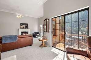 Living Room - Sunny Prescott Home w/ Deck & Scenic Views (Prescott)