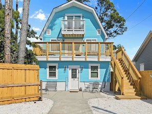 Biltmore Beach Barn sleeps 16 with 12 beds - Biltmore Beach Bottom: 4 blocks to the beach, pet-friendly | 5 beds 🏖️ (Panama City Beach)