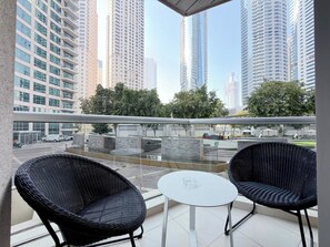 Property grounds - Stylish Dubai Marina Retreat (Dubai)