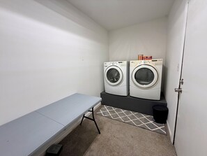 Unclassified image, 4 of 21, button - Convenient, Cozy and Pet Friendly 2-bedroom home in Beautiful Makanda (Makanda)
