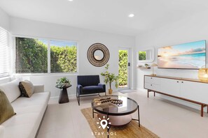 Living room-open-layout - Ground-Floor APT 1BR 1BA | Coastal Retreat (Hollywood)