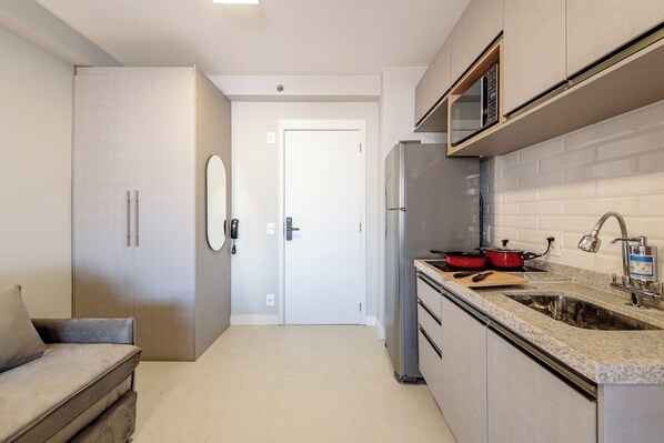 Unclassified image, 1 of 20, button - Sacoma 1604 · Beautiful Studio with Pool Near the Metro (São Paulo)