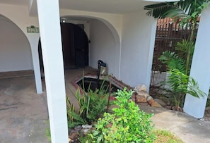 Unclassified image, 2 of 7, button - la casa de yasmin (Panamá)