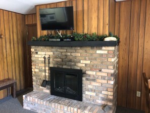 Interior - Hugel Haus 7 – Dog-Friendly 1BR Condo Steps from the Lifts, Big Powderhorn (Bessemer)