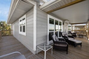 Corner balcony unit - Seahorse Landing #103 (Cedar Key)