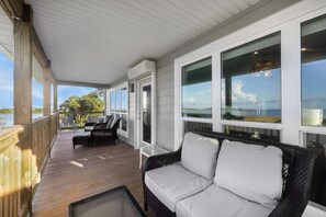 Plenty of exterior seating - Seahorse Landing #103 (Cedar Key)