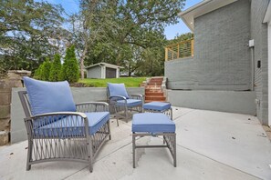 Terrace/patio - 3BR House near Mercedes-Benz Stadium (Atlanta)