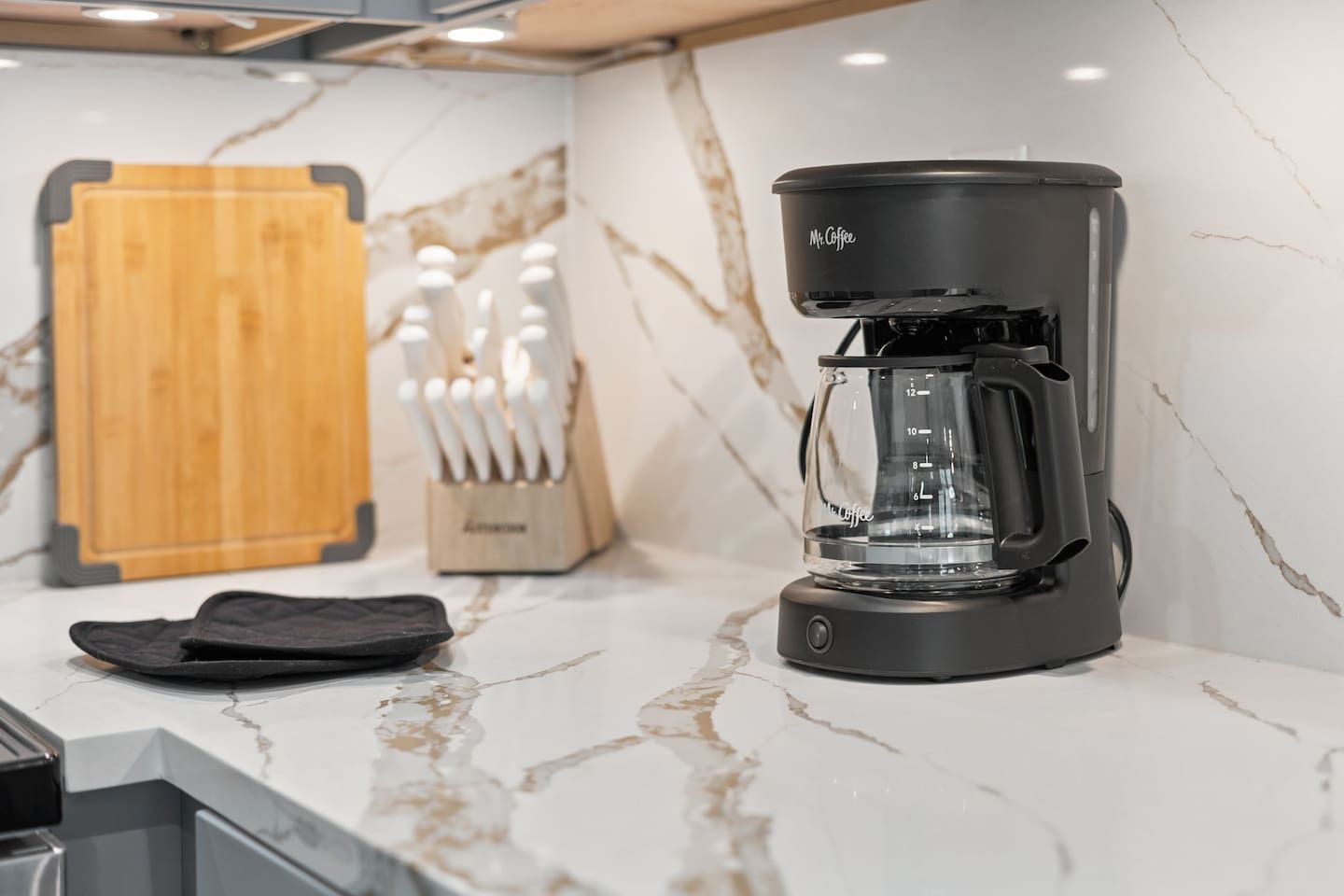Kaffee und/oder Kaffeemaschine