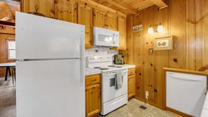 Unclassified image, 3 of 43, button - Hot Tub Walk to Downtown Cozy Cabin Lake Access/Sleeps 10 (Twain Harte)