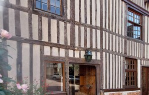 Outside - Lovely apartment in Pont-Audemer with WiFi (Pont-Audemer)