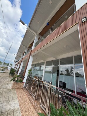 Unclassified image, 2 of 34, button - Jofranz Guesthouse by Wegala.ph (Tayabas City)