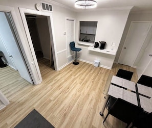 Uklassifisert bilde, 3 av 17, knapp