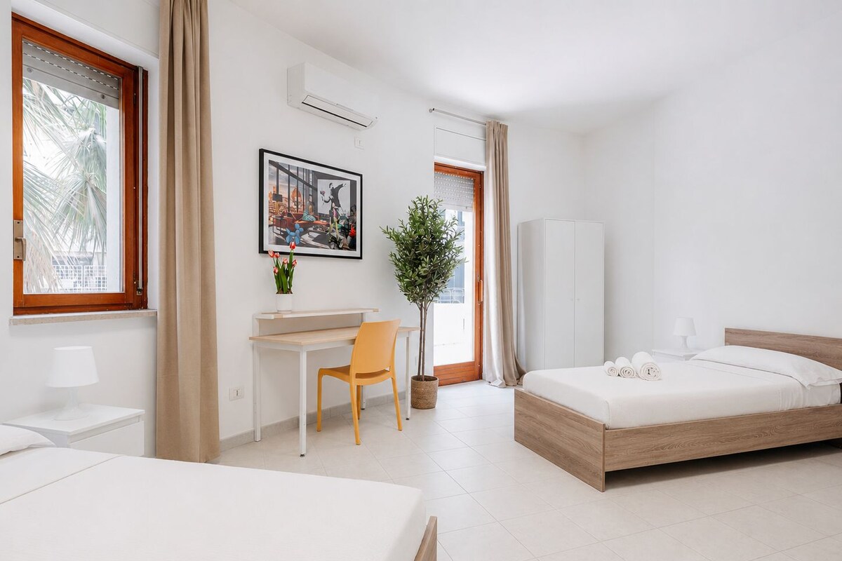 Classic Twin Room, Balcony, Courtyard View