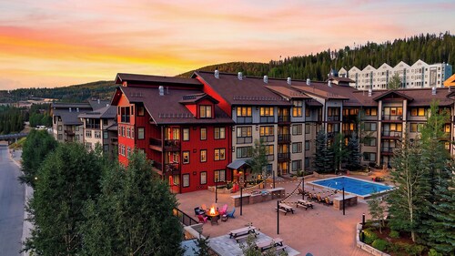 Little Moose by Avantstay Steps To Winter Park Gondola Shared Hot Tub + Pool