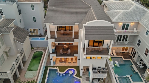 Sea E O by Avantstay Sleeps 24 Private Pool + Elevator Gulf Views + Steps to the Beach