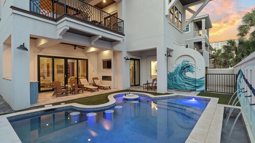 Sea E O by Avantstay Sleeps 24 Private Pool + Elevator Gulf Views + Steps to the Beach