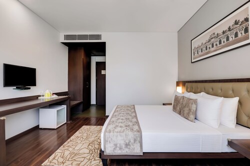 The Phlox Hotel