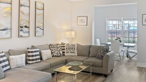 Unclassified image, 4 of 29, button - Wonderful condo in IMG Academy (Bradenton)