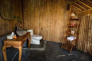 Ảnh chưa phân loại, 2 trong số 20 ảnh, nút