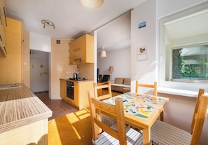 Interior - Metro Stokłosy Harmony Apartment (Warszawa)