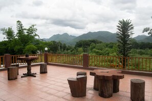 Outdoor dining - Dream House Pai (Pai)