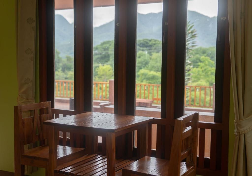 Khu ăn uống