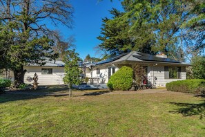 Unclassified image, 5 of 26, button - Tranquil 2-bedroom house with AC in Santa Rosa (Santa Rosa)